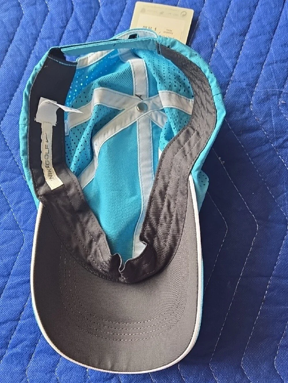 Nike Turquoise Running Cap with White Swoosh